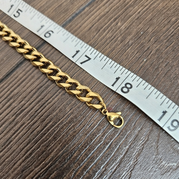 NEW 🌟 Stainless Steel Cuban Chunky Chain Necklace - Picture 5 of 9